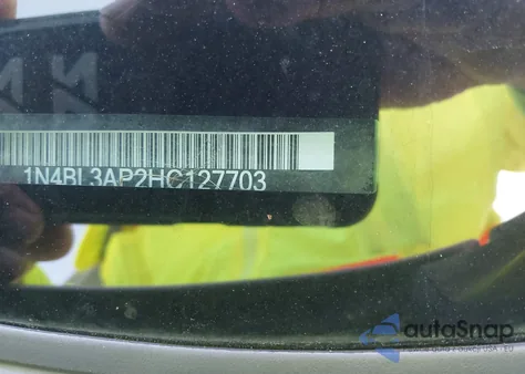 2017 Nissan Altima 3.5 Sl z USA, uszkodzony, nr VIN 1N4BL3AP2HC127703